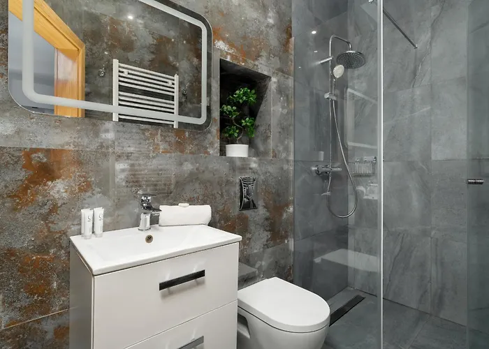 Appartement Przytulne Very Berry W Centrum Poznania By Renters *