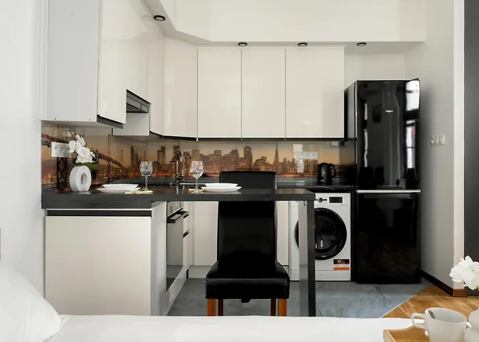 Appartement Przytulne Very Berry W Centrum Poznania By Renters