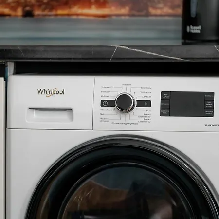 Przytulne Very Berry W Centrum Poznania By Renters